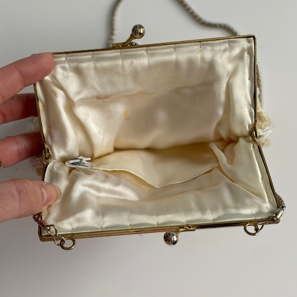 La Regale Cream and Silver Sequin Clutch - Picture 2 of 10